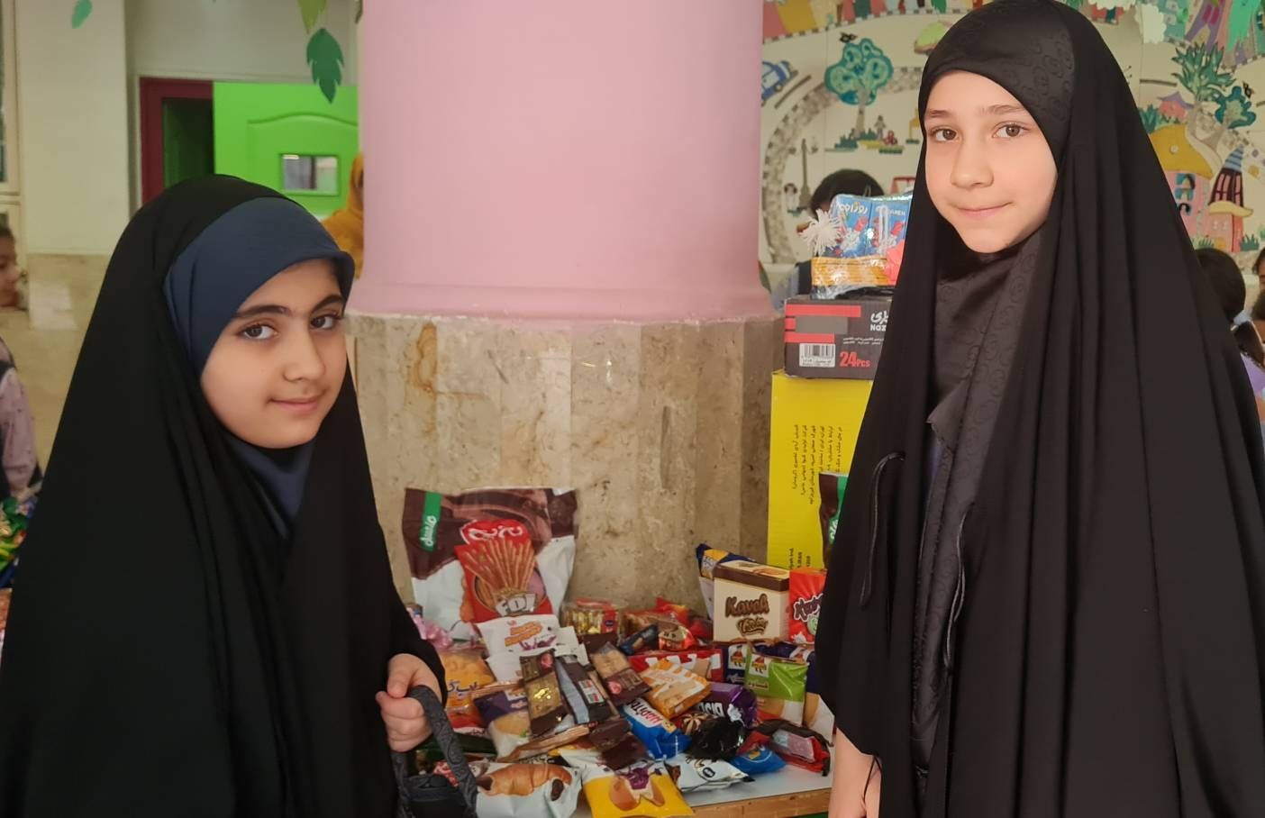 جمع آوری اقلام خوراکی به مناسبت روز جهانی غذا